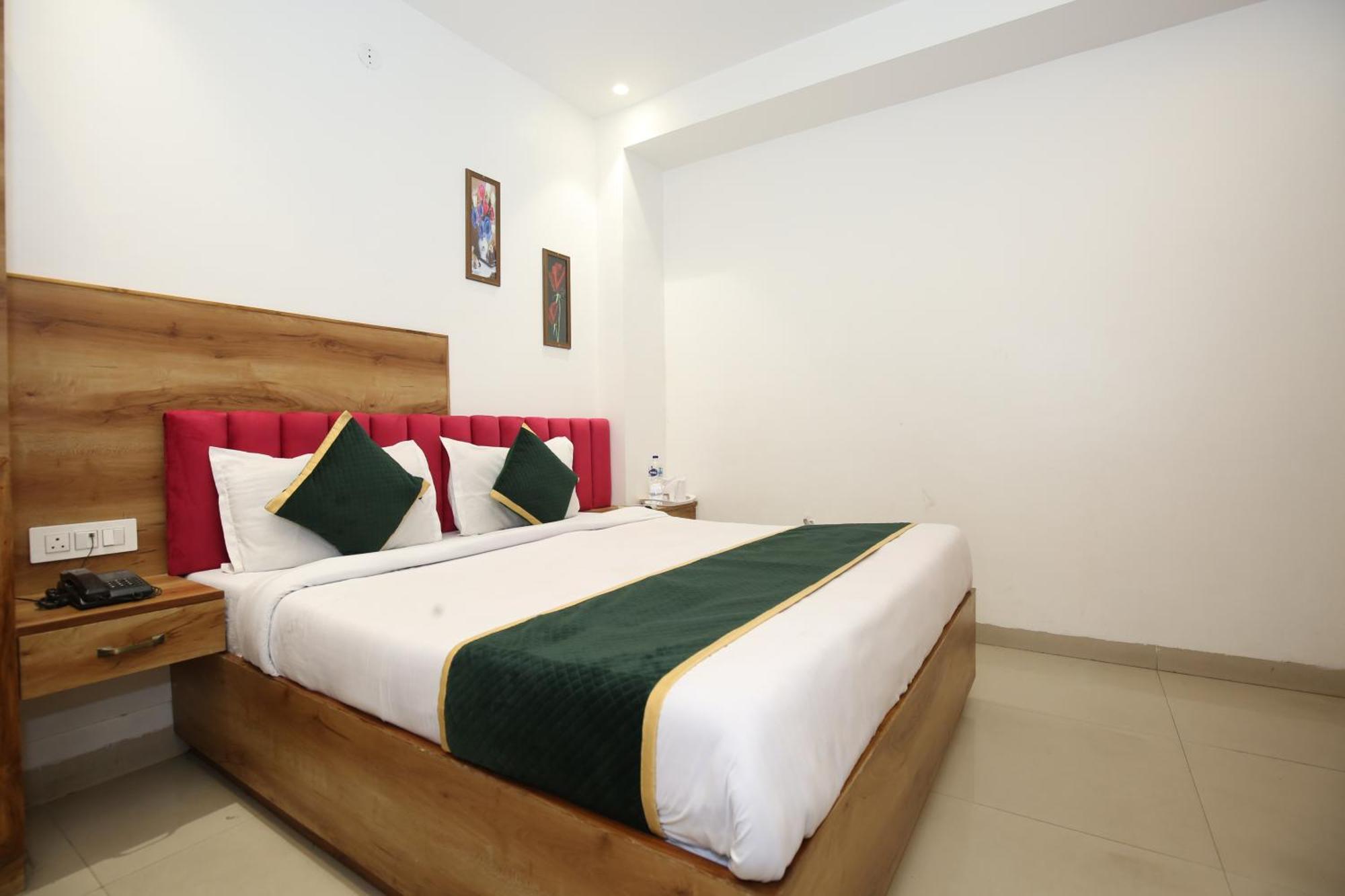 Hotel Rv Regency Amritsar Bagian luar foto