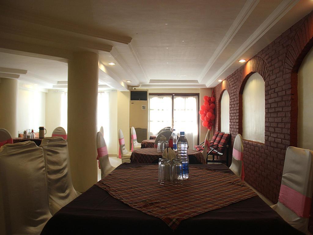 Hotel Rv Regency Amritsar Bagian luar foto